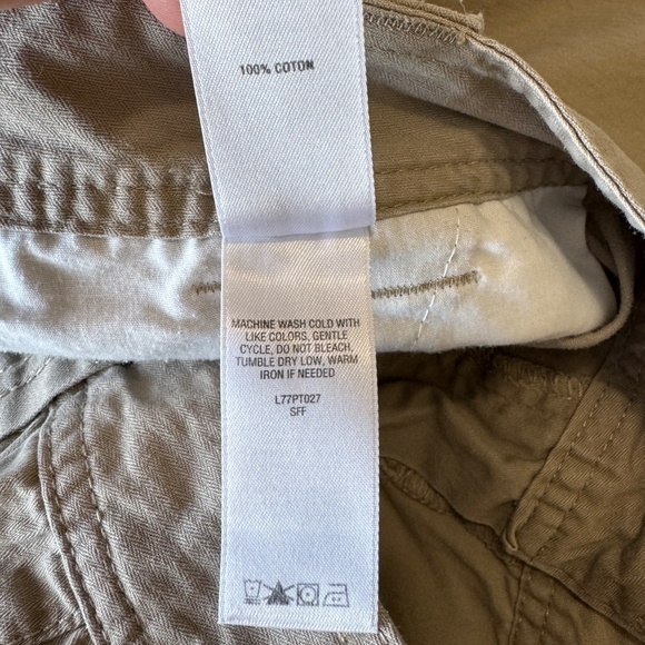 Cabelas Casuals Womens Cargo Capris Tan Size 14 Outdoor Hiking Utility Gorpcore - Picture 10 of 16